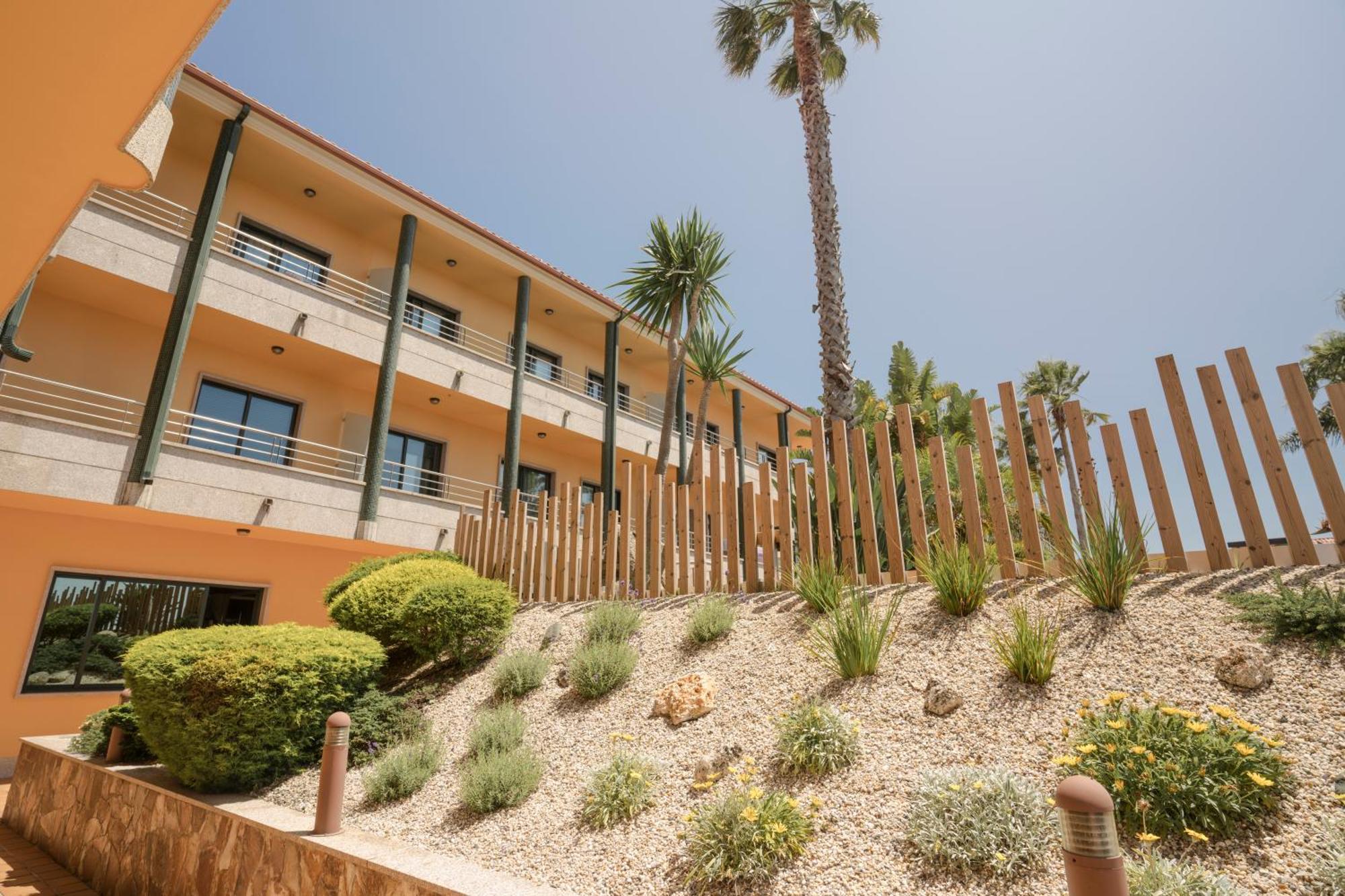 Apartamentos Atlantico Resort Монтальво Экстерьер фото