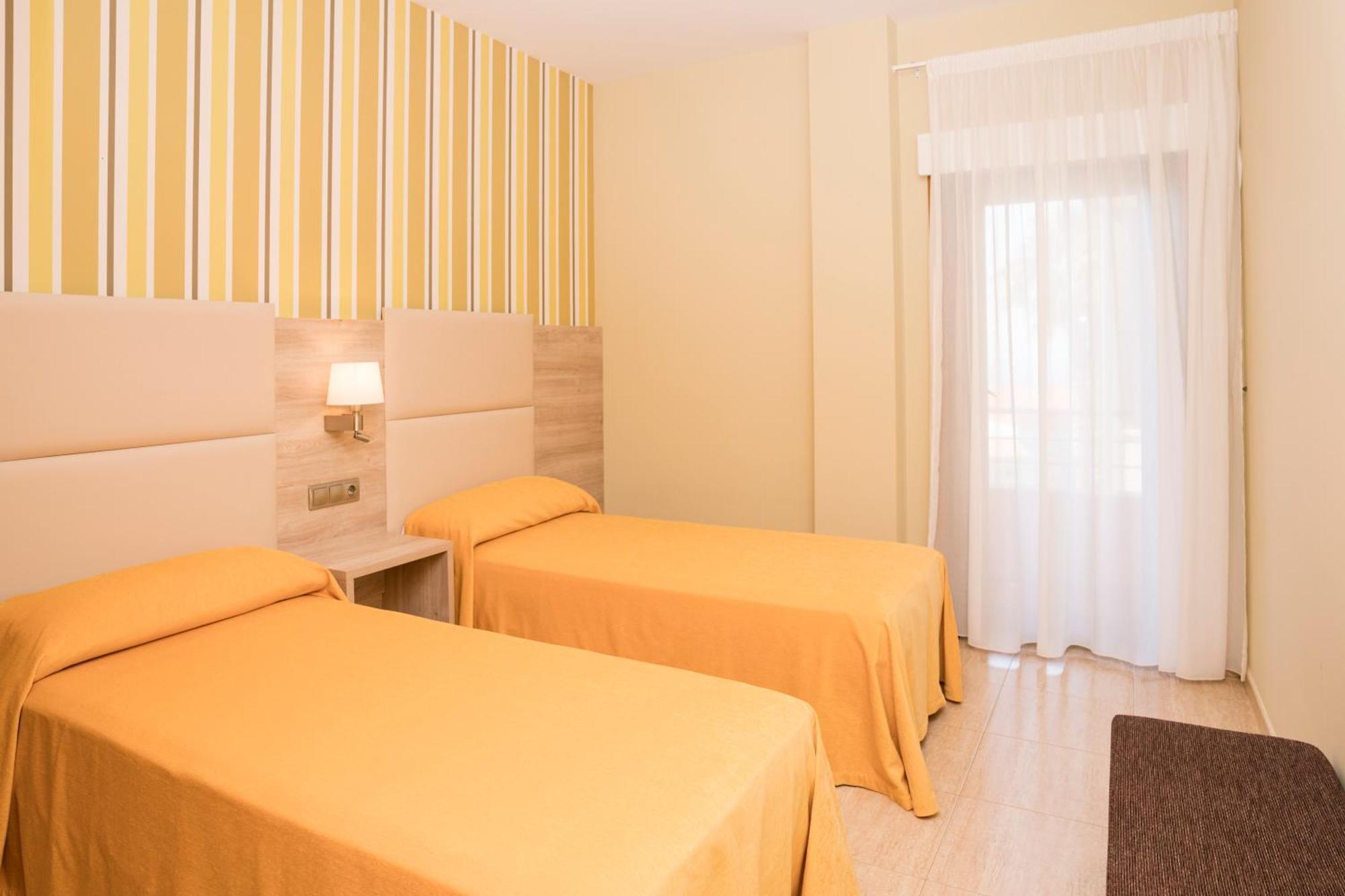 Apartamentos Atlantico Resort Монтальво Экстерьер фото