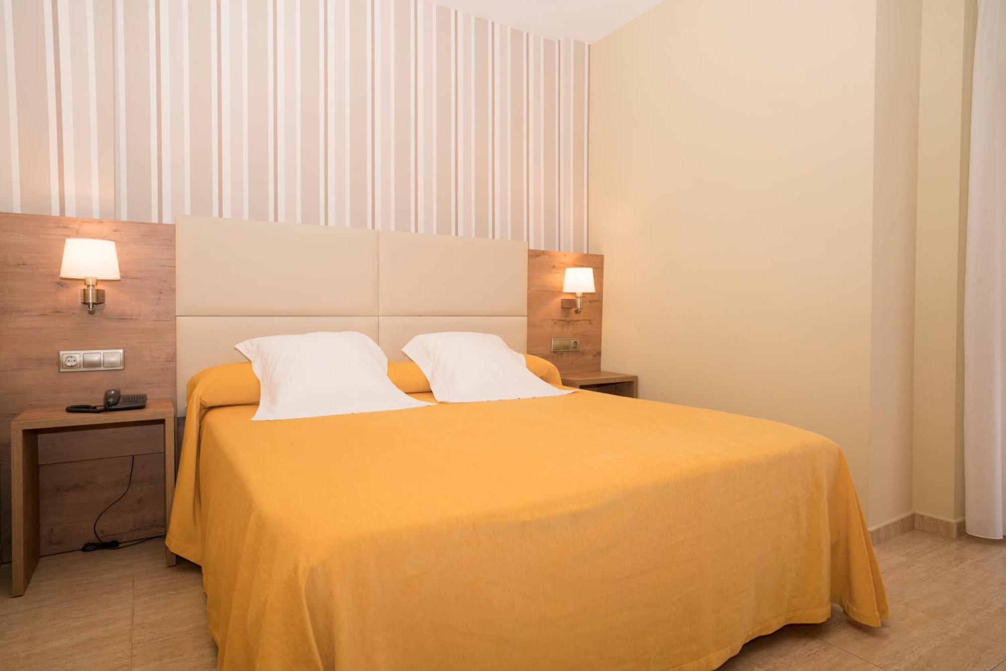 Apartamentos Atlantico Resort Монтальво Экстерьер фото